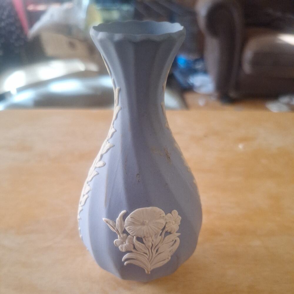 Wedgwood blue Jasperware spiral flute 5 3/4” inch bud vase